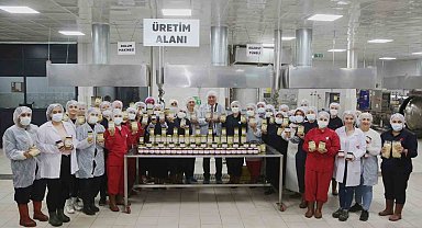 Yüzde Yüz Kadın Emeği Tarımsal Ürün Fabrikası Türkiye'ye örnek oluyor