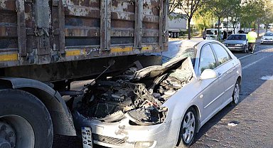 100 metrede 3 kaza: 2 yaralı