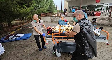 10'uncu Bölge UMKE ekiplerinin katıldığı tatbikat gerçeğini aratmadı