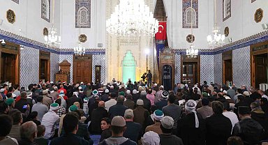 90 bin camide Filistinliler için dualar edildi