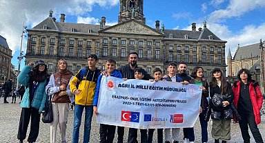 Ağrı'da Erasmus projesi kapsamında 76 kişi Avrupa'ya gitti