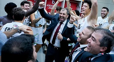 Aliağa Petkimspor, zirveye oynuyor