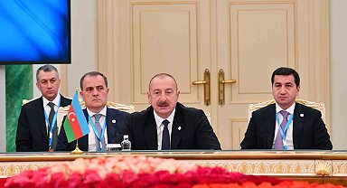 Aliyev: "2026 yılı sonuna kadar 140 binden fazla kişinin Karabağ ve Doğu Zengezur'a dönmesi bekleniyor"