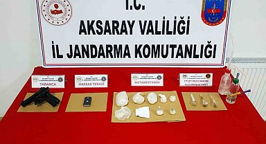 Araçtaki uyuşturucuyu jandarma narkotik köpeği buldu