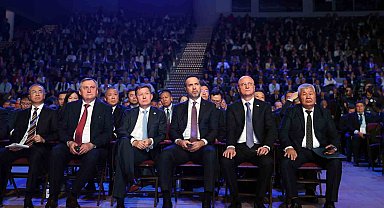 Bakan Bayraktar: "Türkiye'de enerji merkezini 2024'te oluşturabileceğimizi düşünüyorum"