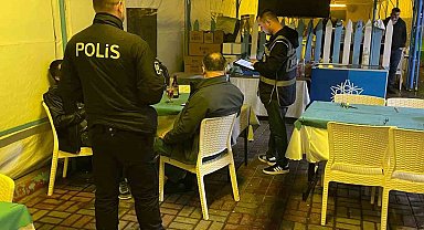 Balıkesir'de 4 aranan şahsa gözaltı