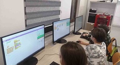 Balıkesir'de Kodlama Haftası etkinlikleri devam ediyor
