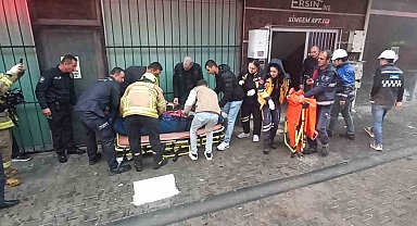 Balıkesir'de yangın, bir kişi dumandan etkilenerek hastaneye kaldırıldı