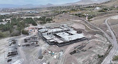 Başkan Büyükkılıç, Yeşilay Uyuşturucuyla Mücadele Rehabilitasyon Merkezi'ni İnceledi