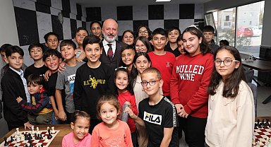 Başkan Çolakbayrakdar: "Evlatlarımızın fiziksel ve zihinsel gelişimine katkı sağlıyoruz"
