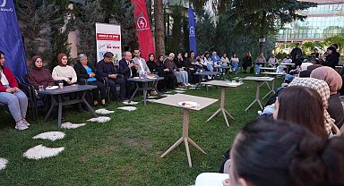 Başkan Özlü, gençlerle bir araya geldi