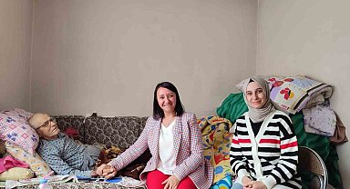 Başkan Tekin, hasta ve yaşlı vatandaşları yalnız bırakmıyor