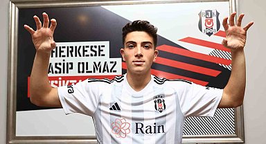 Beşiktaş, genç futbolcu Yakup Arda Kılıç ile 2026-2027 sezonu sonuna kadar profesyonel sözleşme imzalandığını açıkladı.