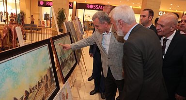 Beyazgül, yağlı boya resim sergisinin açılışını yaptı