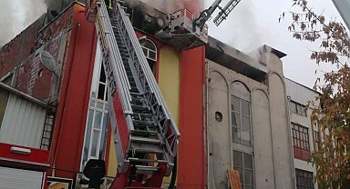 Boyahane cayır cayır yandı