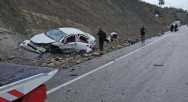 Burdur'da 3 araçlı zincirleme kaza: 5 yaralı