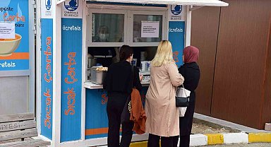 Çanakkale'de öğrencilere sıcak çorba ikramları başladı