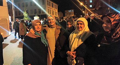 Çekerek'te 139 umreci dualarla kutsal topraklara uğurlandı