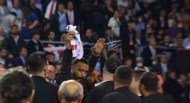 CHP'nin 38. Olağan Kurultayı'nda gerginlik