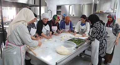 Denizli'de yeni lezzet ustaları yetişiyor