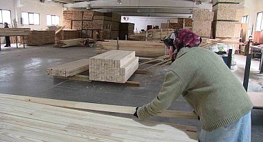 Düzce'den 9 bin ton kereste ihraç edildi