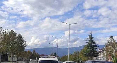 Edremit'te üst geçitten düşen kadın kurtarılamadı