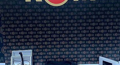 Ehliyet sınavında düzenekle yakalandılar