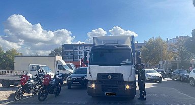 Emniyet ve Jandarma'dan yük taşıyan araçlara denetim