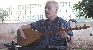 Engelli sanatçı sazıyla hayata tutundu, engellilere umut oldu