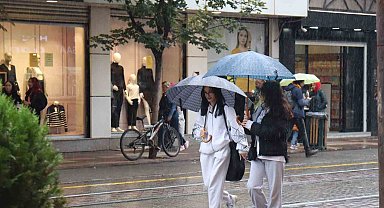 Eskişehir'de yağışlarla birlikte hava da soğudu