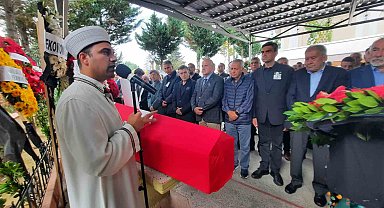 Gazeteci Osman Saffet Arolat son yolculuğuna uğurlandı