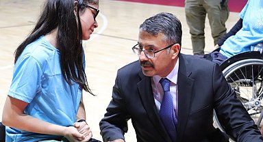 Hakkari'de 55 amatör spor kulübüne toplam 2 milyon 115 bin TL nakdi yardım yapıldı