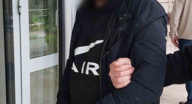 Hırsızlık yaptığı evin bitişiğini de soymaya kalkınca yakalandı