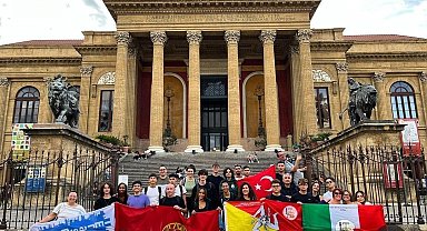 İbrahim Atalı Lisesi, İtalya'da Türk kültürünü tanıttı