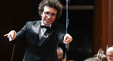 İş Sanat 100. Yıl Gala Konseri ile sezonu açtı