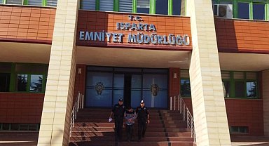 Isparta'da çaldığı motosikleti Burdur'da satmak isterken yakalandı