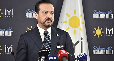İYİ Parti Sözcüsü Zorlu'dan partiden istifa edenlere yanıt: "Partimizle ilgili değerlendirmelerine dikkat etmelerini tavsiye ediyorum"