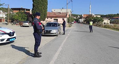 Jandarmadan 'Huzur' operasyonu; 18 aranan şahsı yakaladı