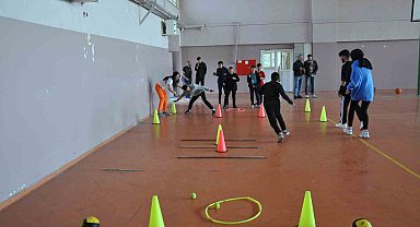 Kars'ta öğrenciler hem eğlendi, hem de öğrendi