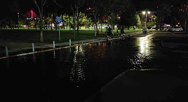 Kocaeli'de lodos etkili oldu, otoparkın bir bölümü sular altında kaldı