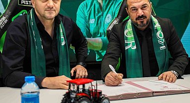 Konyaspor, Hakan Keleş ile resmi sözleşmeyi imzaladı