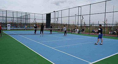 Kütahya'da Ayak Tenisi Turnuvası