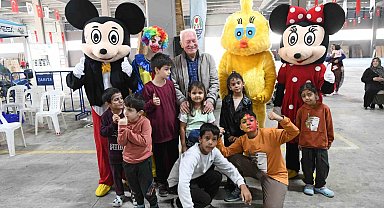 Lapseki Belediyesi'nin 'Ara Tatil Çocuk Şenliği' devam ediyor