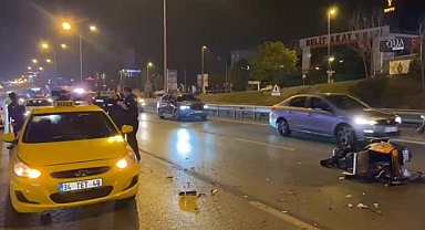 Maltepe'de motosiklet ticari taksiye arkadan çarptı: 1 ağır yaralı
