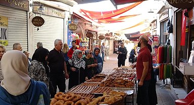 Mardin'de her evde bulunan 'peksimet ekmeği' 6 ay kadar muhafaza ediliyor