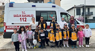 Minik öğrenciler ambulansı tanıdı
