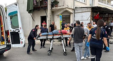 Motosiklet ile otomobil çarpıştı: 1 yaralı