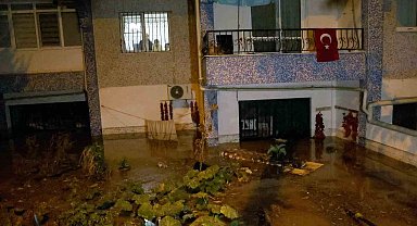 Muğla'da evleri su bastı