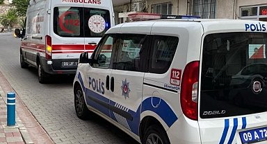 Otel odasında ölü bulundu