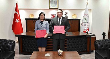 Prof. Dr. Güldeniz Karadeniz Çakmak'tan Rektör Özölçer'e ziyaret